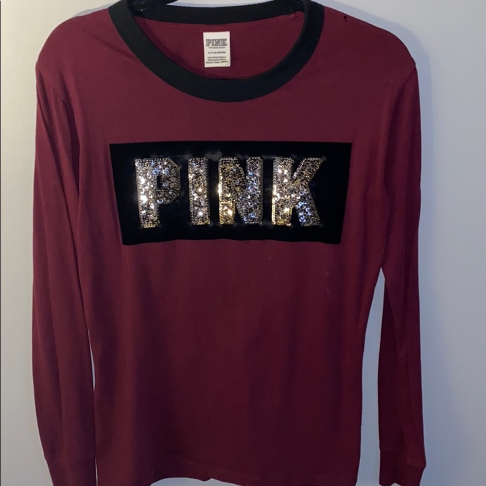 pink top
